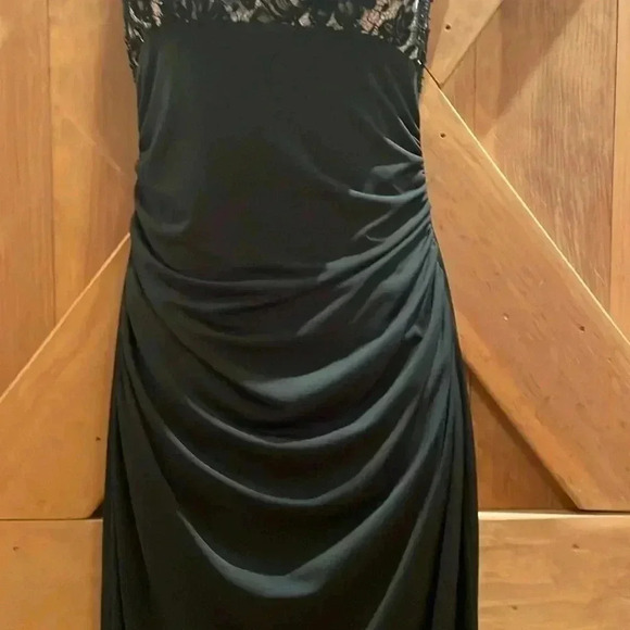 JS Boutique Elegant Dress-Size 10 - Picture 3 of 9